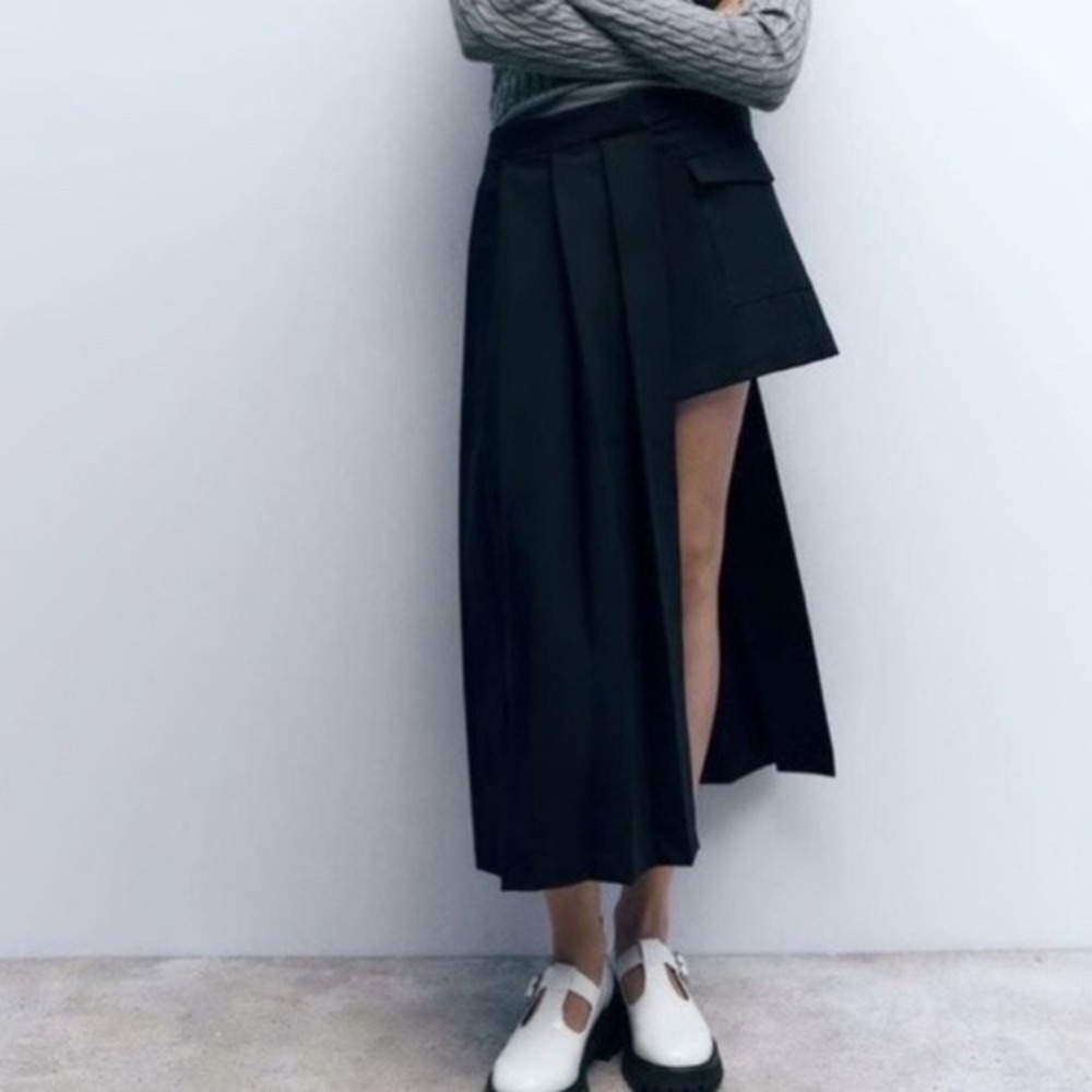 Zara Black Asymmetrical Midi Skirt with Side Slit